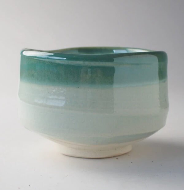 日本製美濃燒抹茶碗 - 綠色正面圖